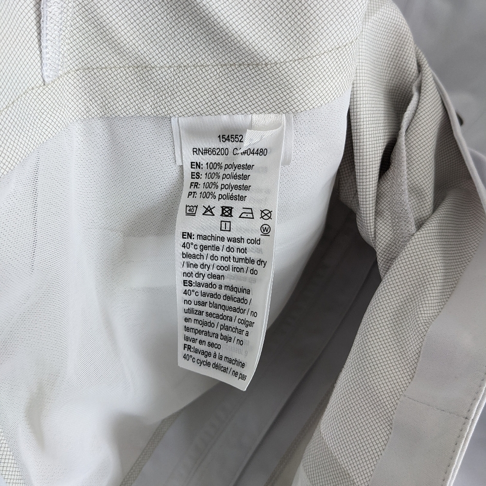 Nwt Asics | Accelerate Jacket In Brilliant White - Picture 10 of 15